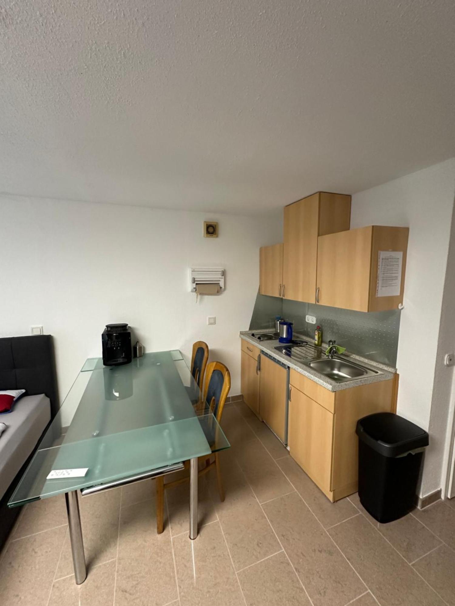 Zentrale Naehe Am Rhein *